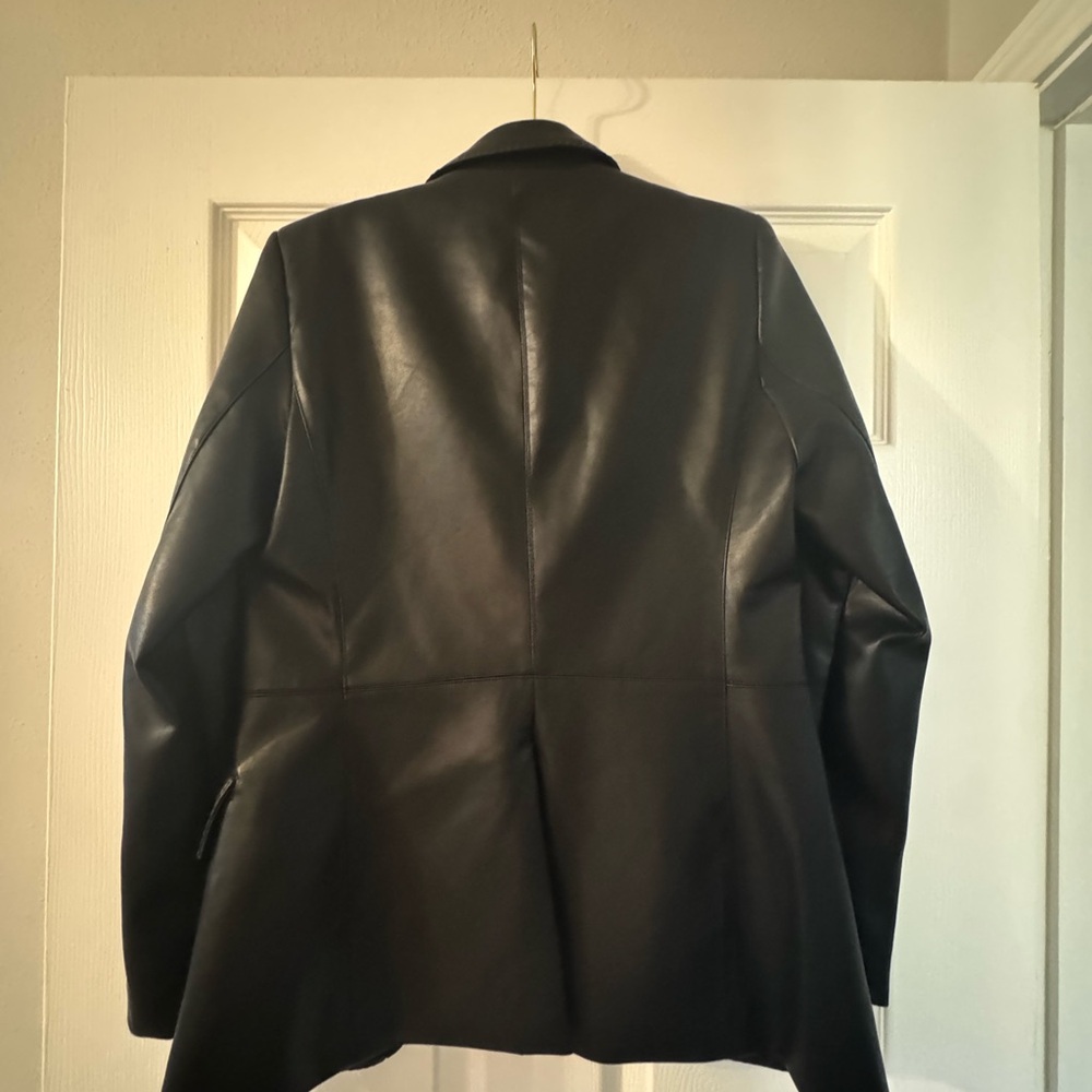 Calvin Klein Black Women's Leather Blazer NWT Size 6 - Picture 6 of 6